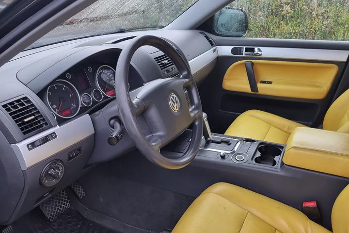 Sort VW Touareg fra 2005