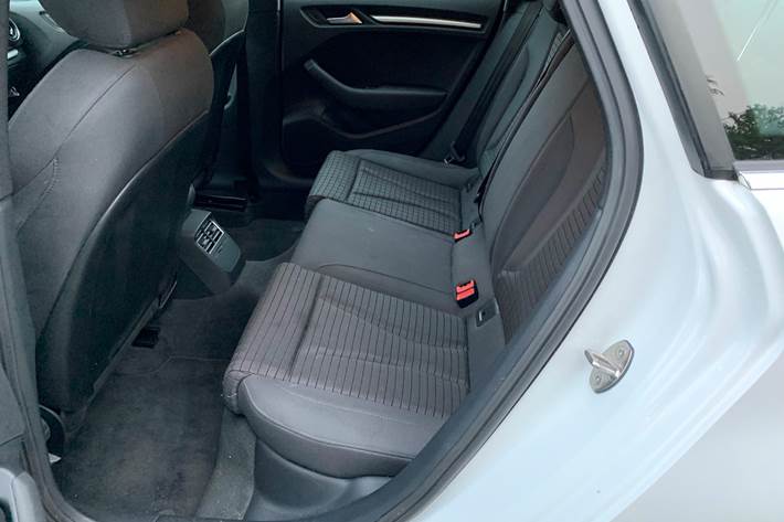 Hvid Audi A3 Sportback fra 2016