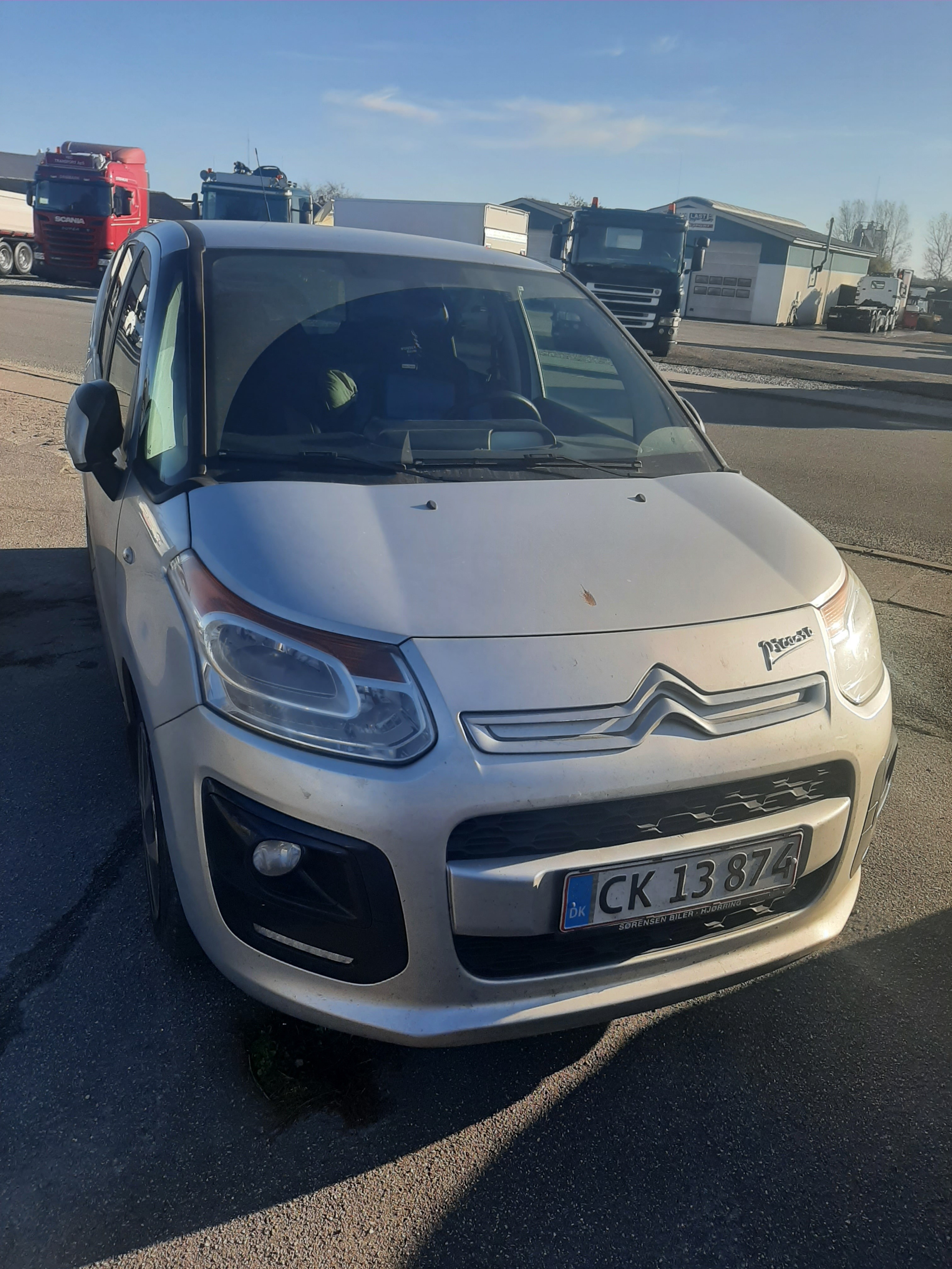Grå Citroën C3 Picasso fra 2012