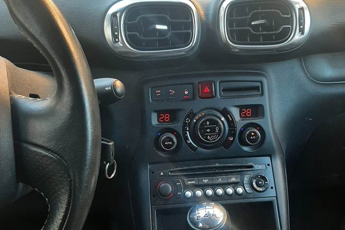 Grå Citroën C3 Picasso fra 2012