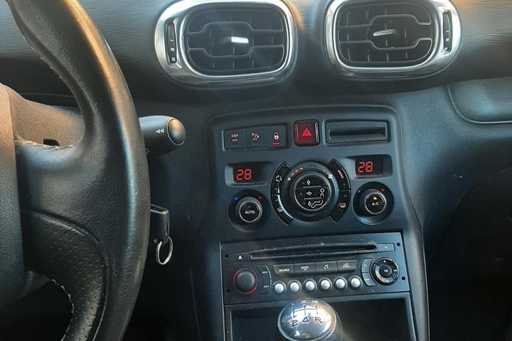 Grå Citroën C3 Picasso fra 2012
