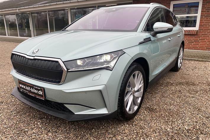 Grå Skoda Enyaq fra 2022