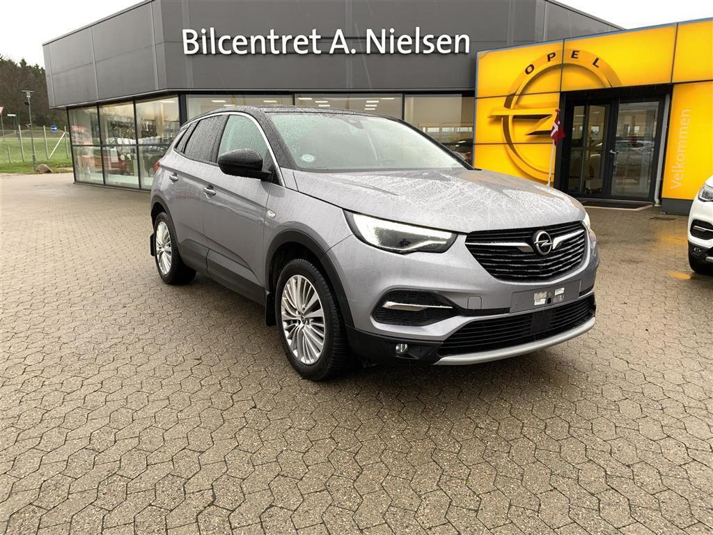 Grå Opel Grandland X fra 2019