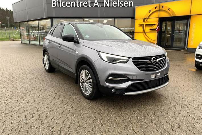 Grå Opel Grandland X fra 2019