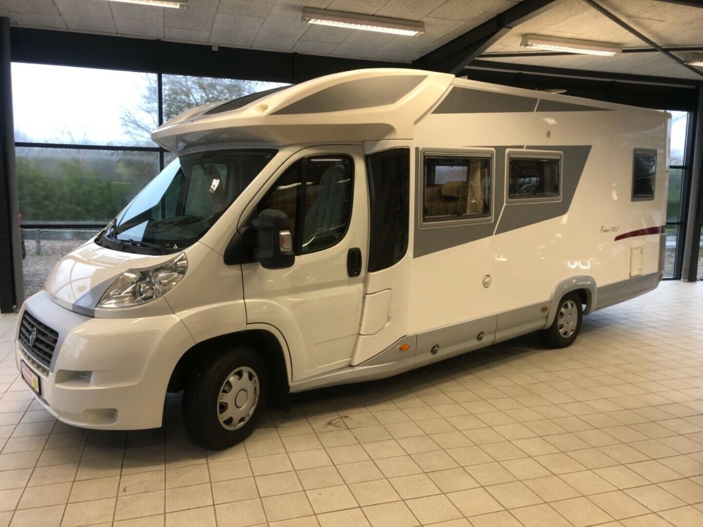 Hvid Fiat Ducato 35 fra 2009