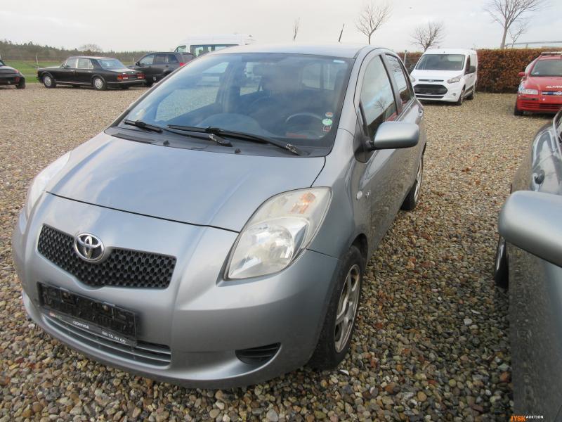 undefined Toyota Yaris fra 2007