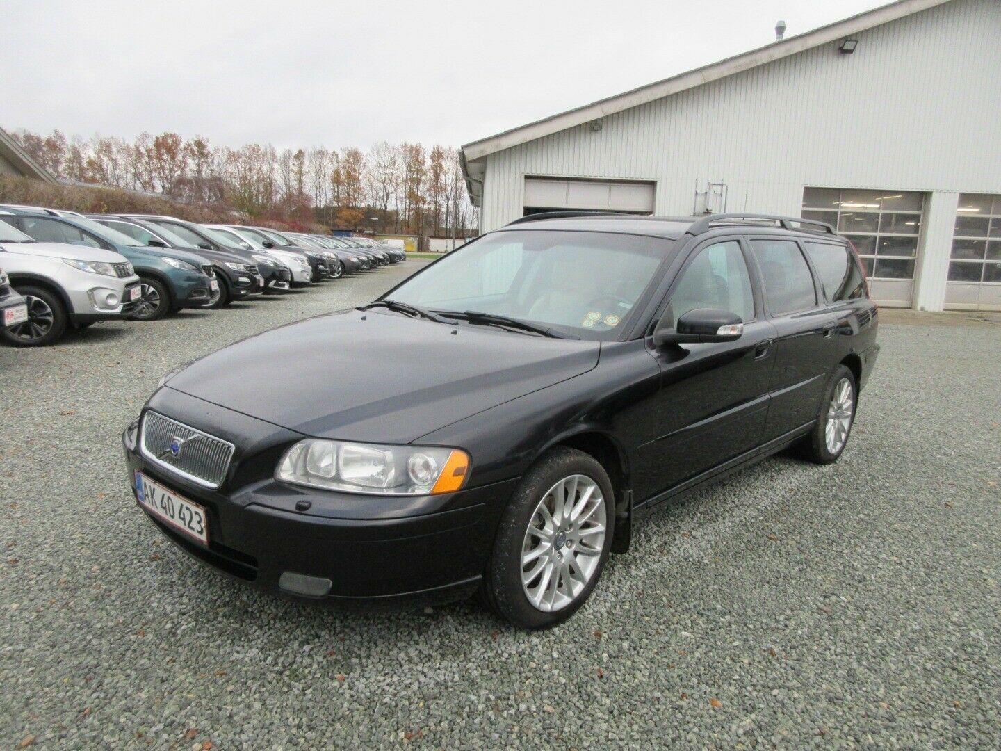 Grå Volvo V70 fra 2008