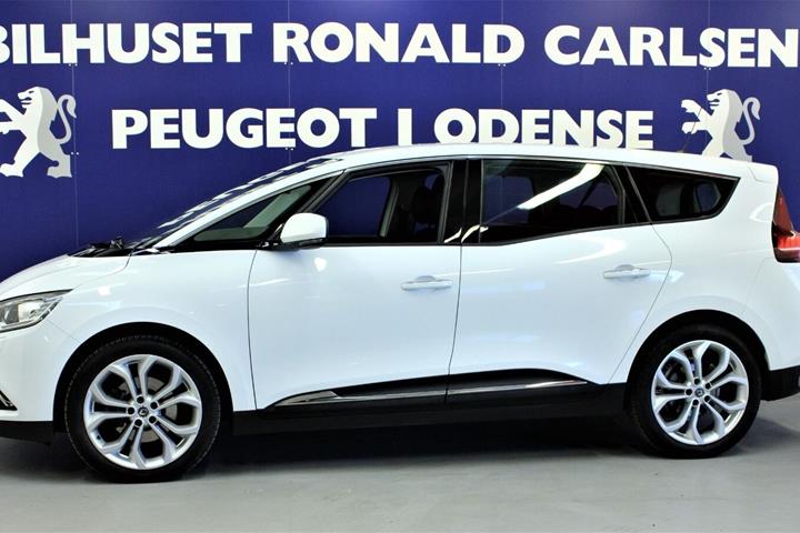 Hvid Renault Grand Scenic IV fra 2018