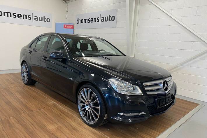 Grå Mercedes C250 fra 2012