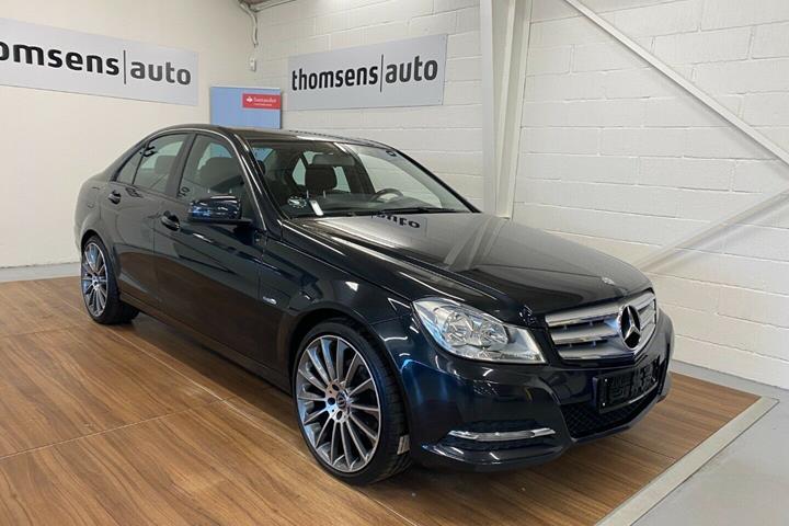 Grå Mercedes C250 fra 2012