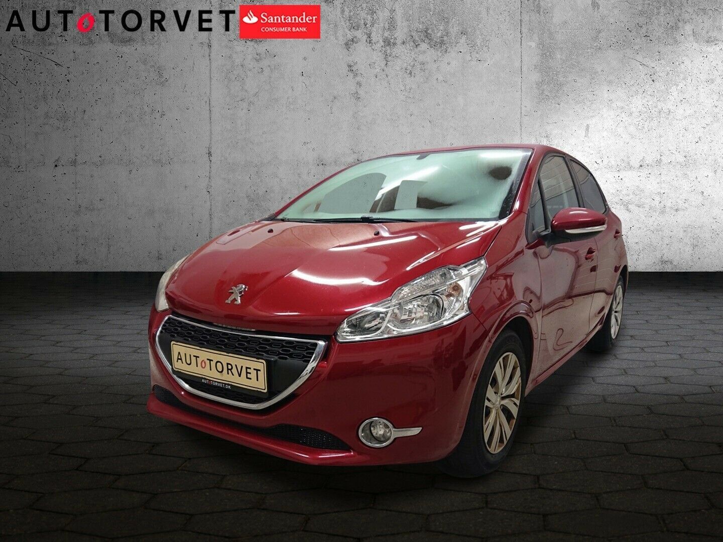 Grå Peugeot 208 fra 2012