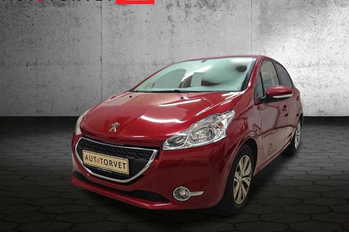 Grå Peugeot 208 fra 2012