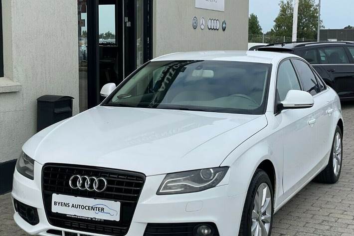 Hvid Audi A4 fra 2008