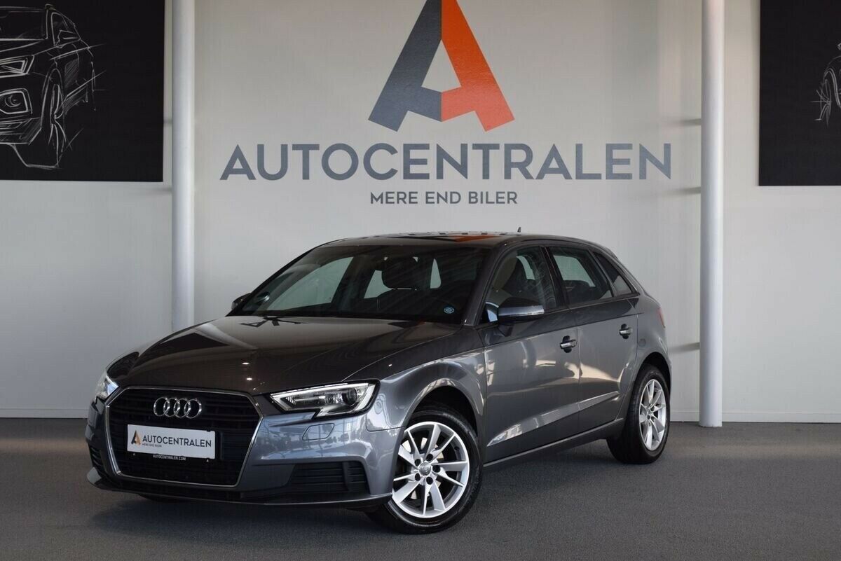 Grå Audi A3 fra 2017