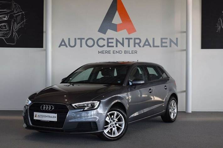 Grå Audi A3 fra 2017