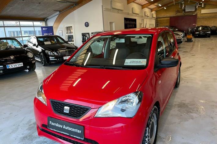 Rød Seat Mii fra 2013