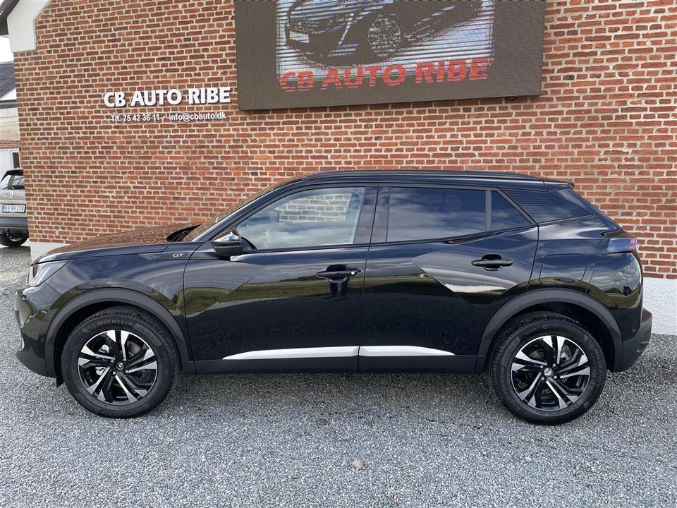 Sort Peugeot 2008 fra 2021