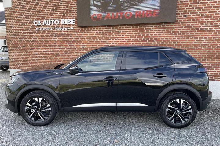 Sort Peugeot 2008 fra 2021