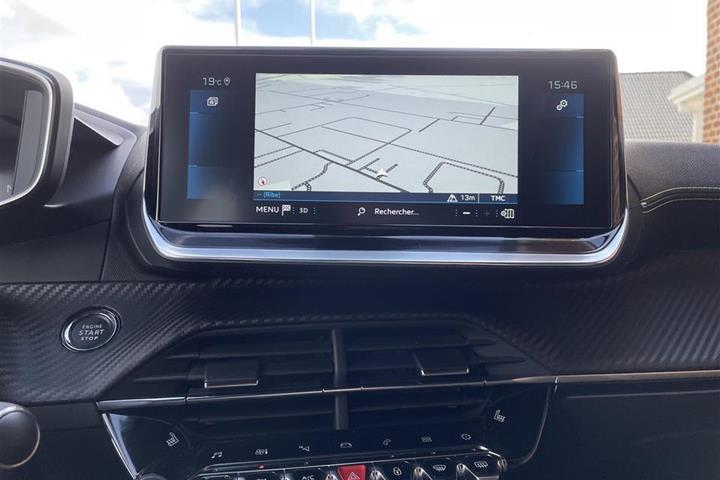 Sort Peugeot 2008 fra 2021