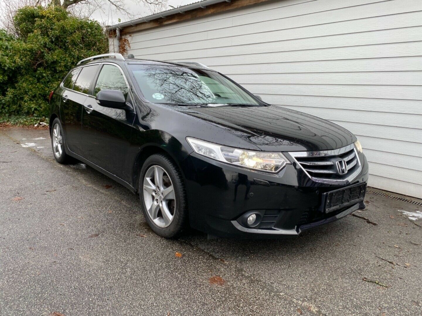 Grå Honda Accord fra 2012