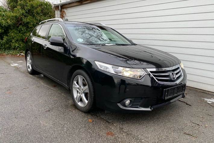 Grå Honda Accord fra 2012