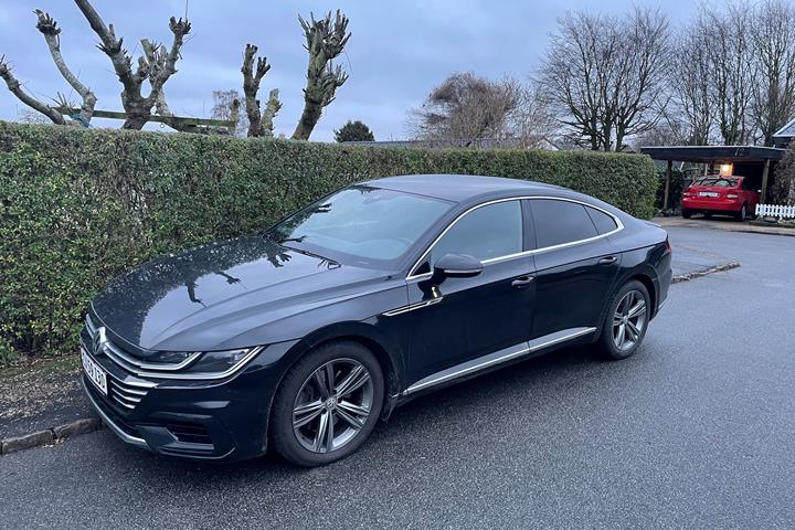 Sort VW Arteon fra 2018