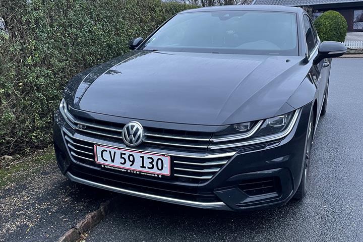 Sort VW Arteon fra 2018