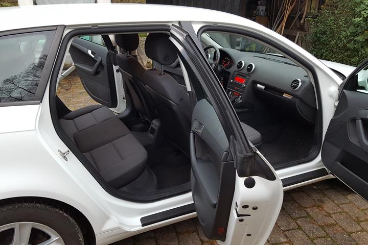 Hvid Audi A3 Sportback fra 2009