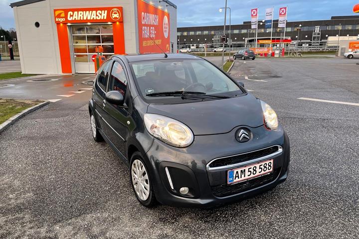 Grå Citroën C1 fra 2014