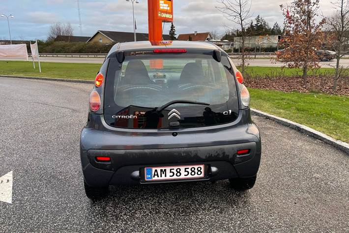 Grå Citroën C1 fra 2014