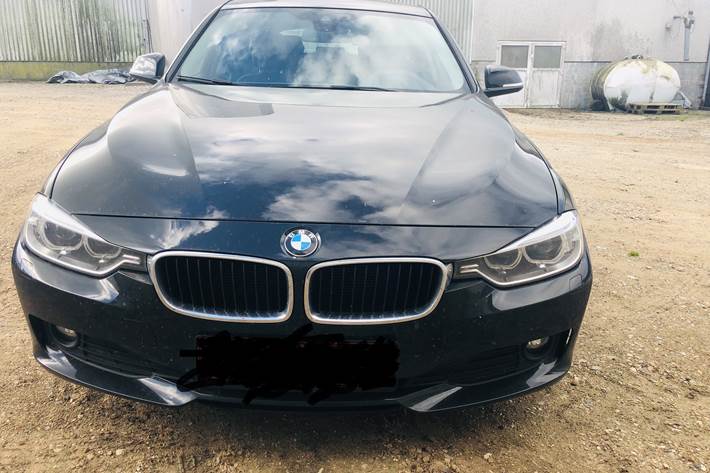 Sort BMW 320td fra 2013