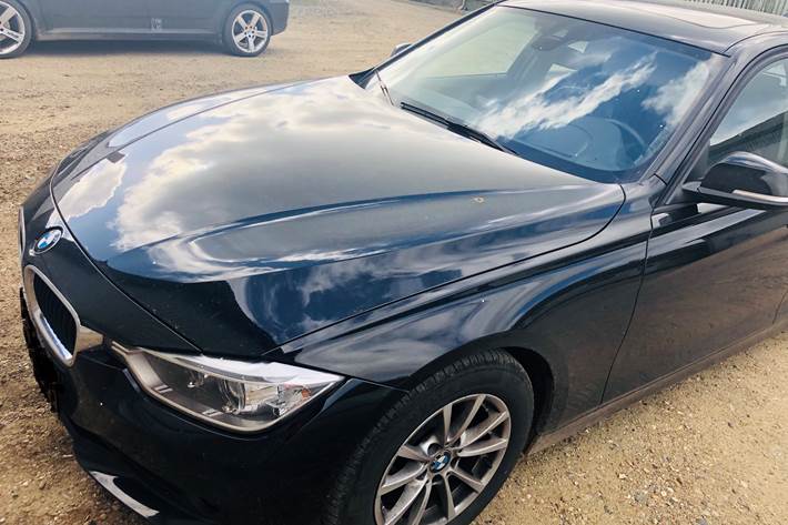 Sort BMW 320td fra 2013