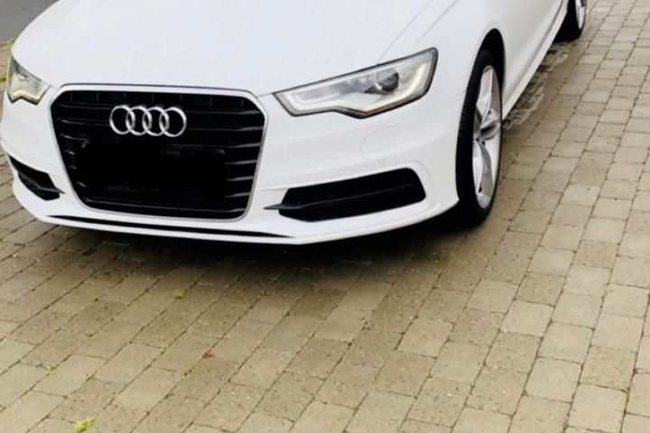 Hvid Audi A6 fra 2013