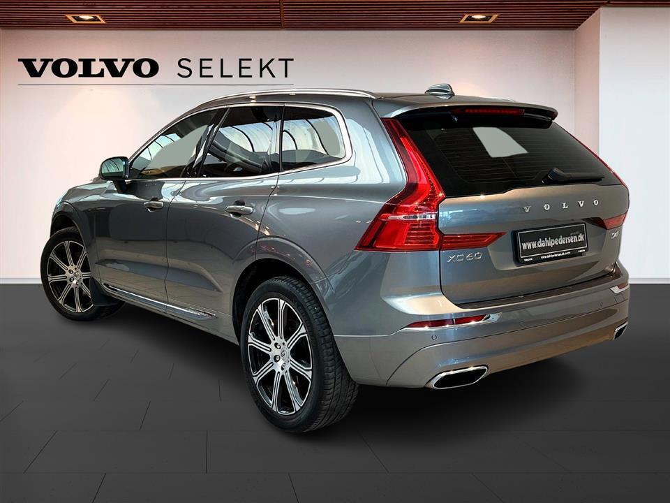 Grå Volvo XC60 fra 2018