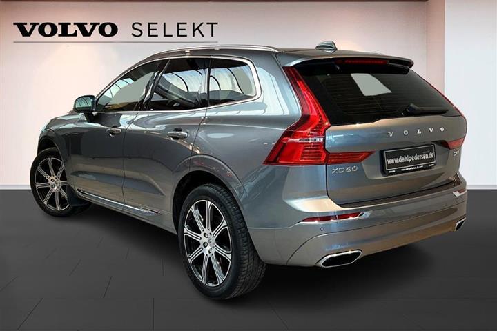 Grå Volvo XC60 fra 2018