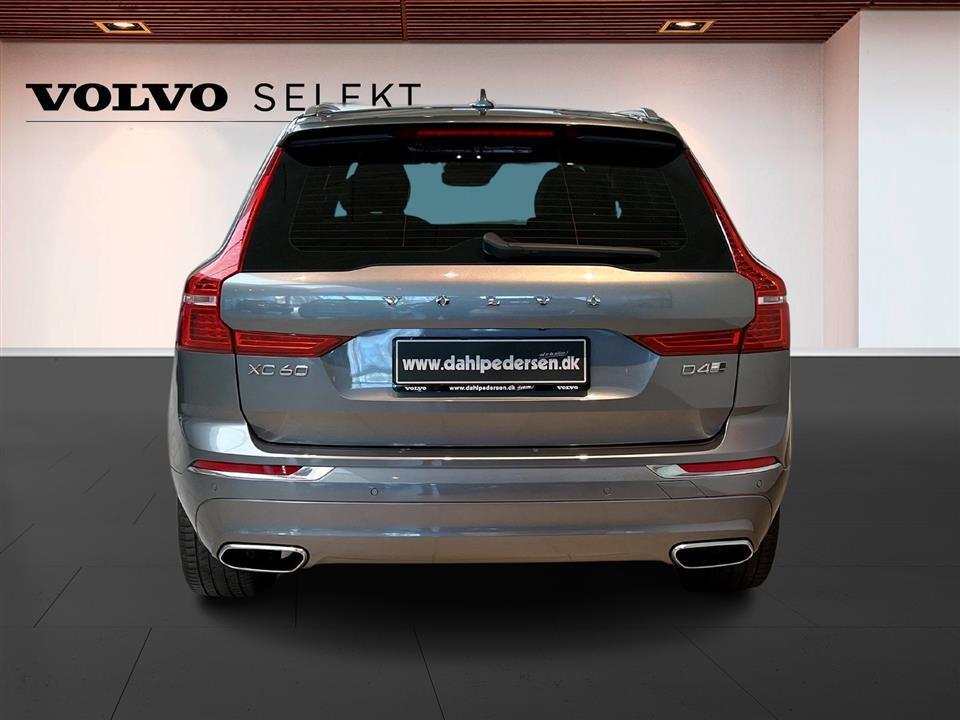 Grå Volvo XC60 fra 2018