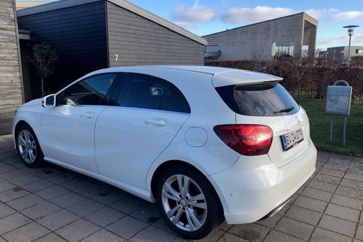Hvid Mercedes A200 d fra 2016