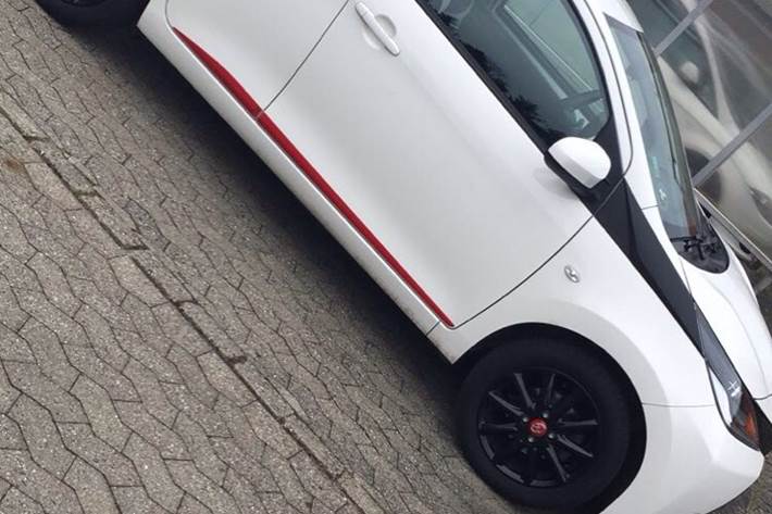 Hvid Toyota Aygo fra 2015