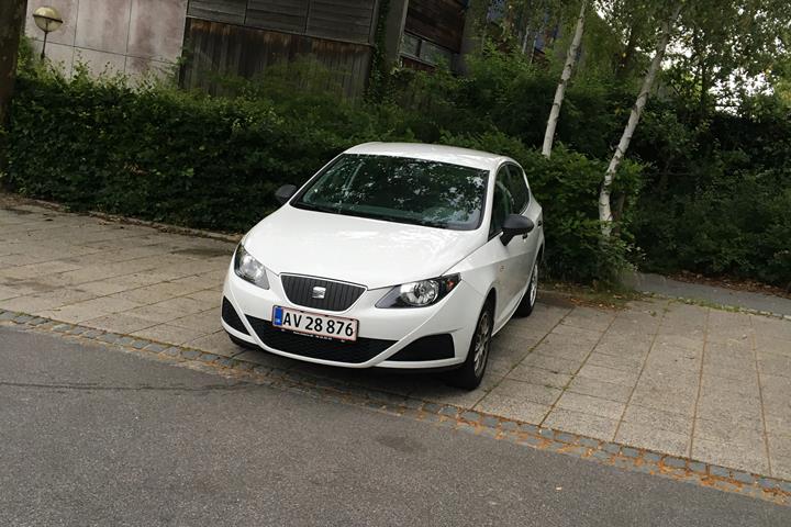 Hvid Seat Ibiza fra 2011