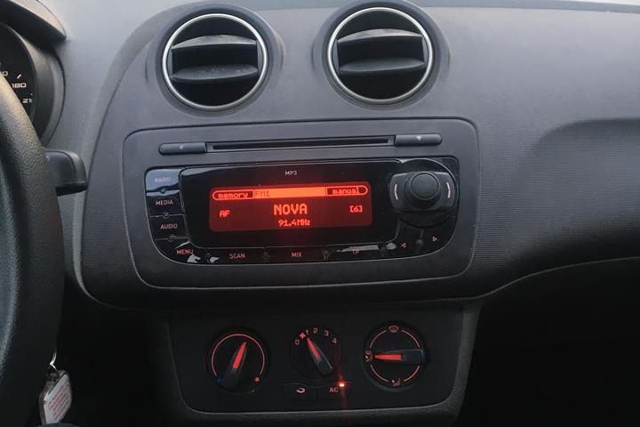 Hvid Seat Ibiza fra 2011