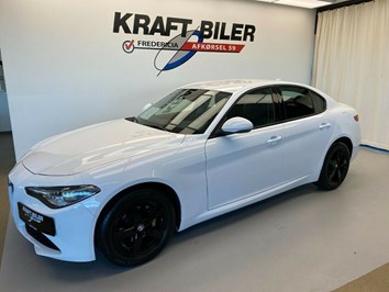 Alfa Romeo Giulia 2.2 Diesel B-Tech AT8 (Årgang 09/2018 - 07/2019)