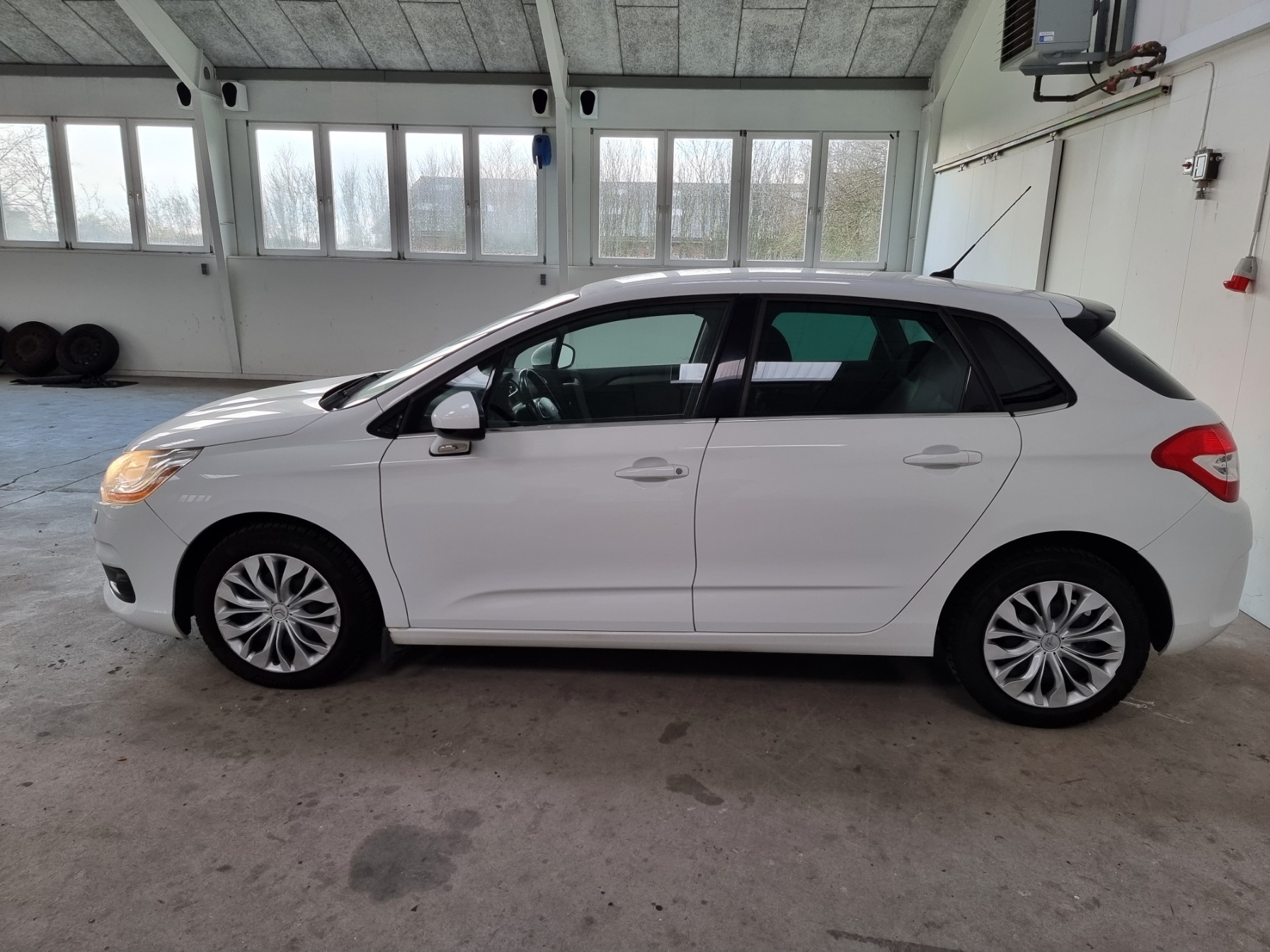 Hvid Citroën C4 fra 2012