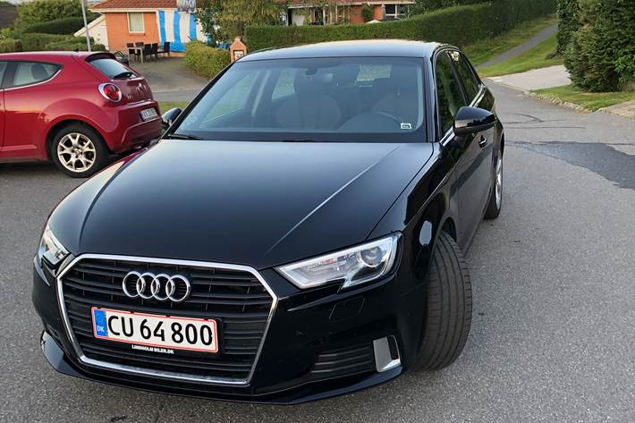 Sort Audi A3 Sportback fra 2017
