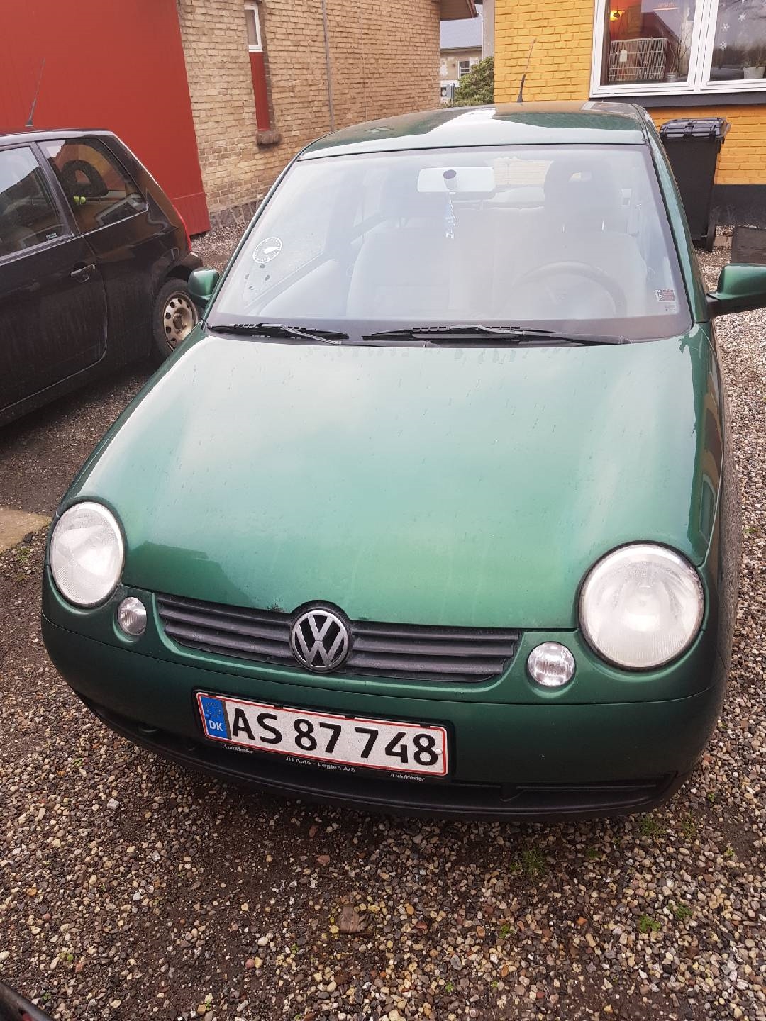 Grøn VW Lupo fra 2001