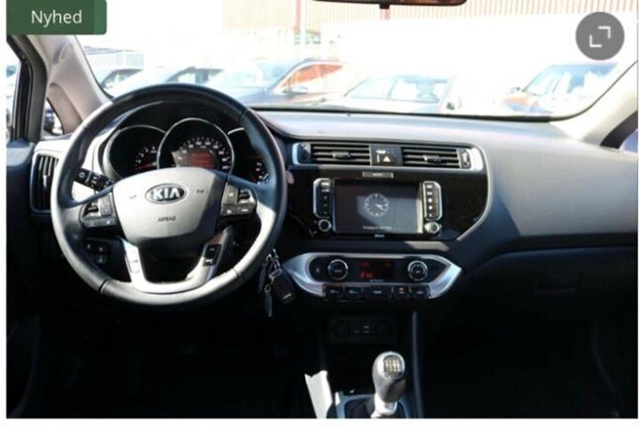 Sort Kia Rio fra 2017