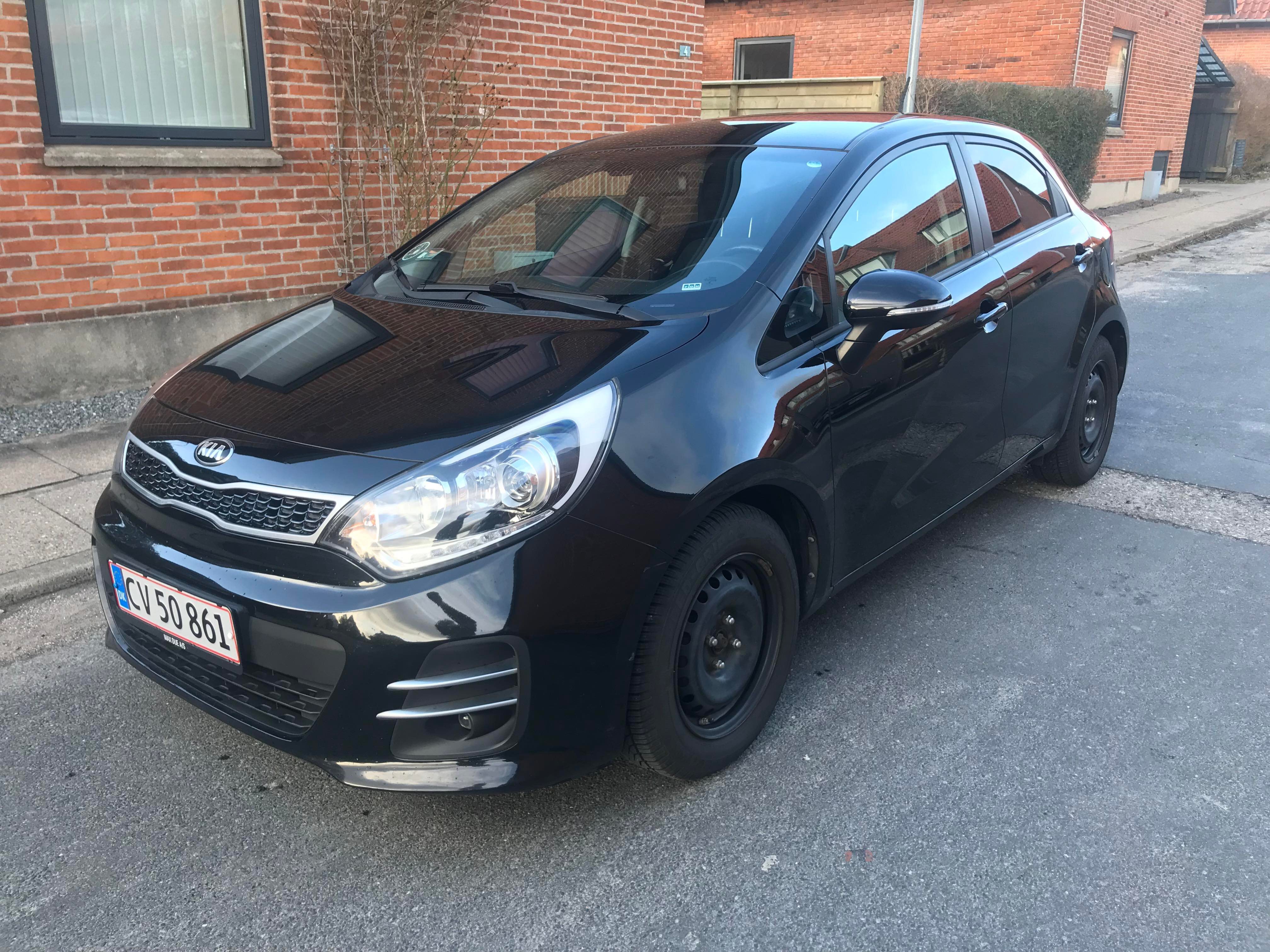 Sort Kia Rio fra 2017