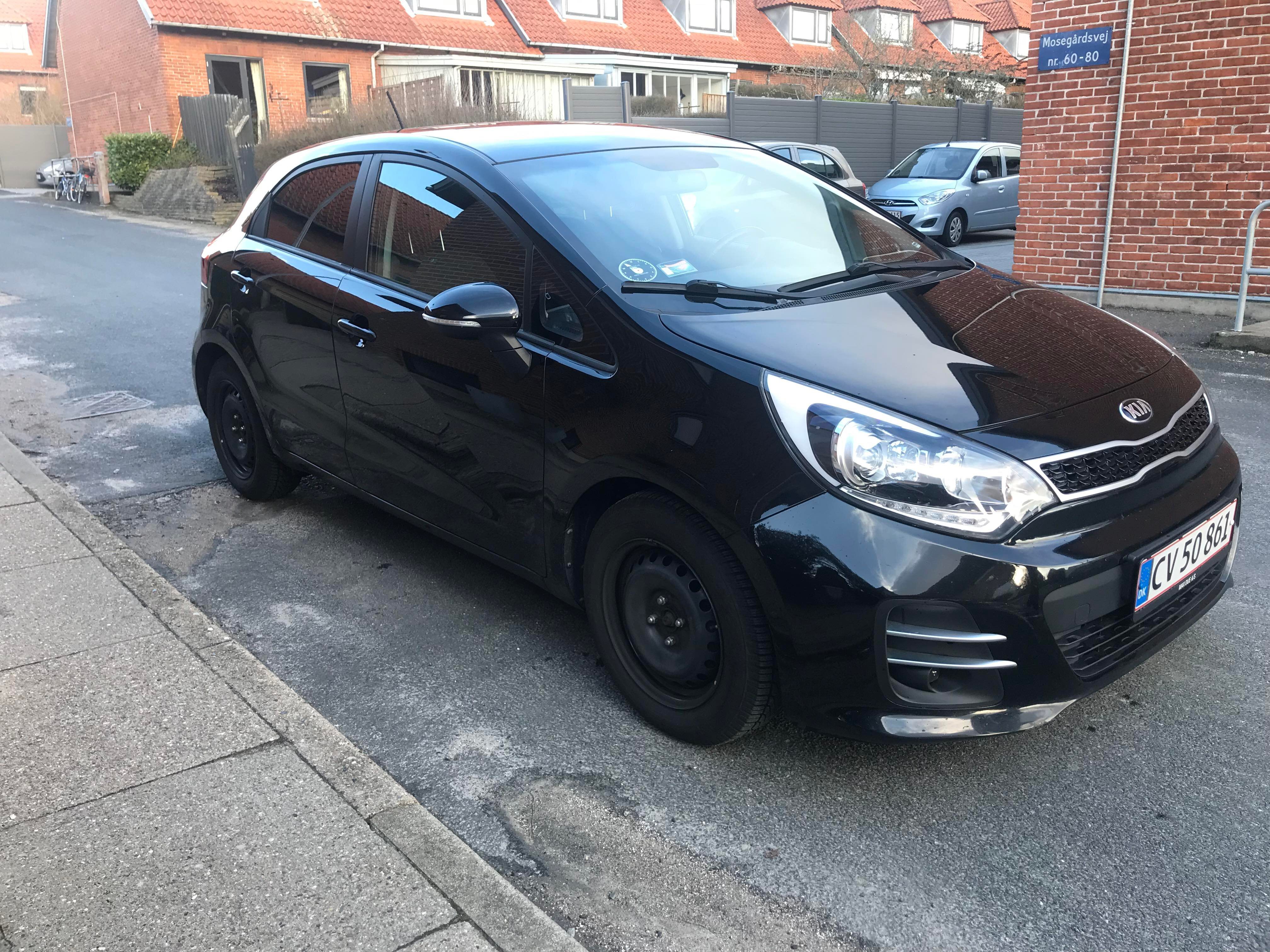 Sort Kia Rio fra 2017