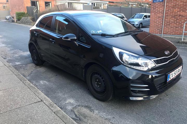 Sort Kia Rio fra 2017