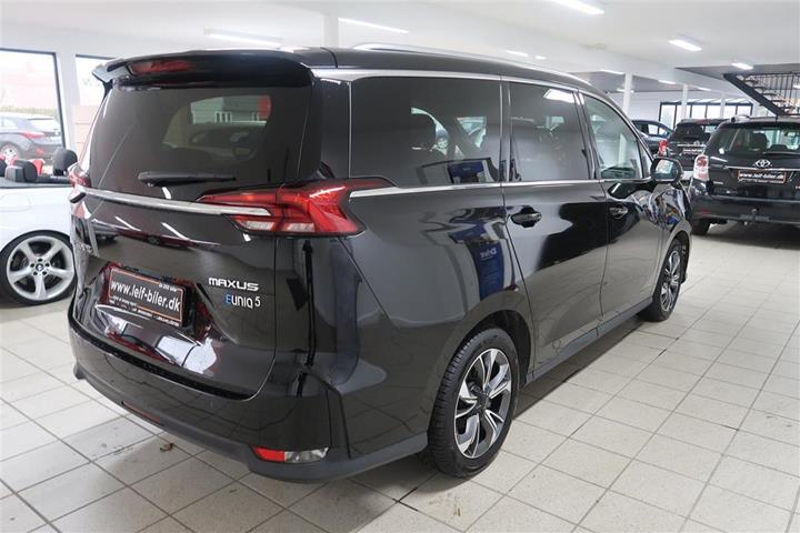 Sort Maxus Euniq fra 2020