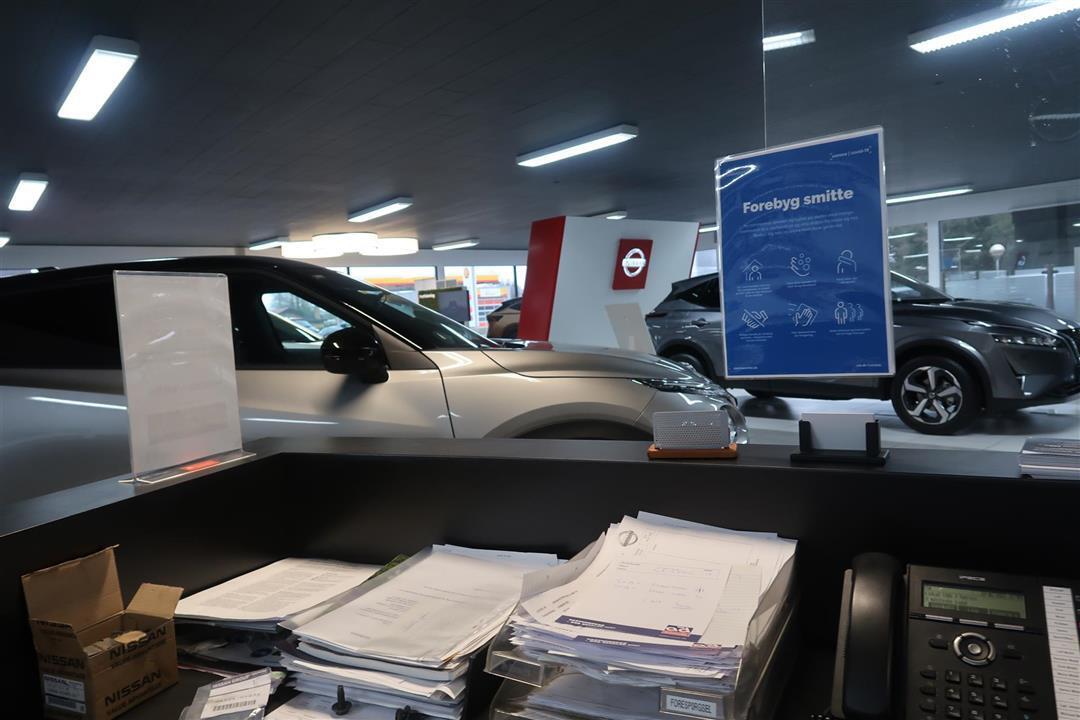 Sort Maxus Euniq fra 2020